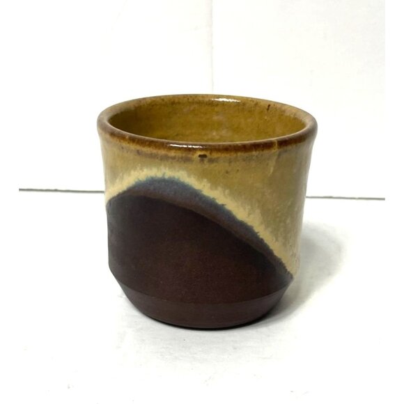 Handmade Japanese Stoneware Cup Two-Toned Unglazed Base Tan Dip Glazed - Picture 3 of 8